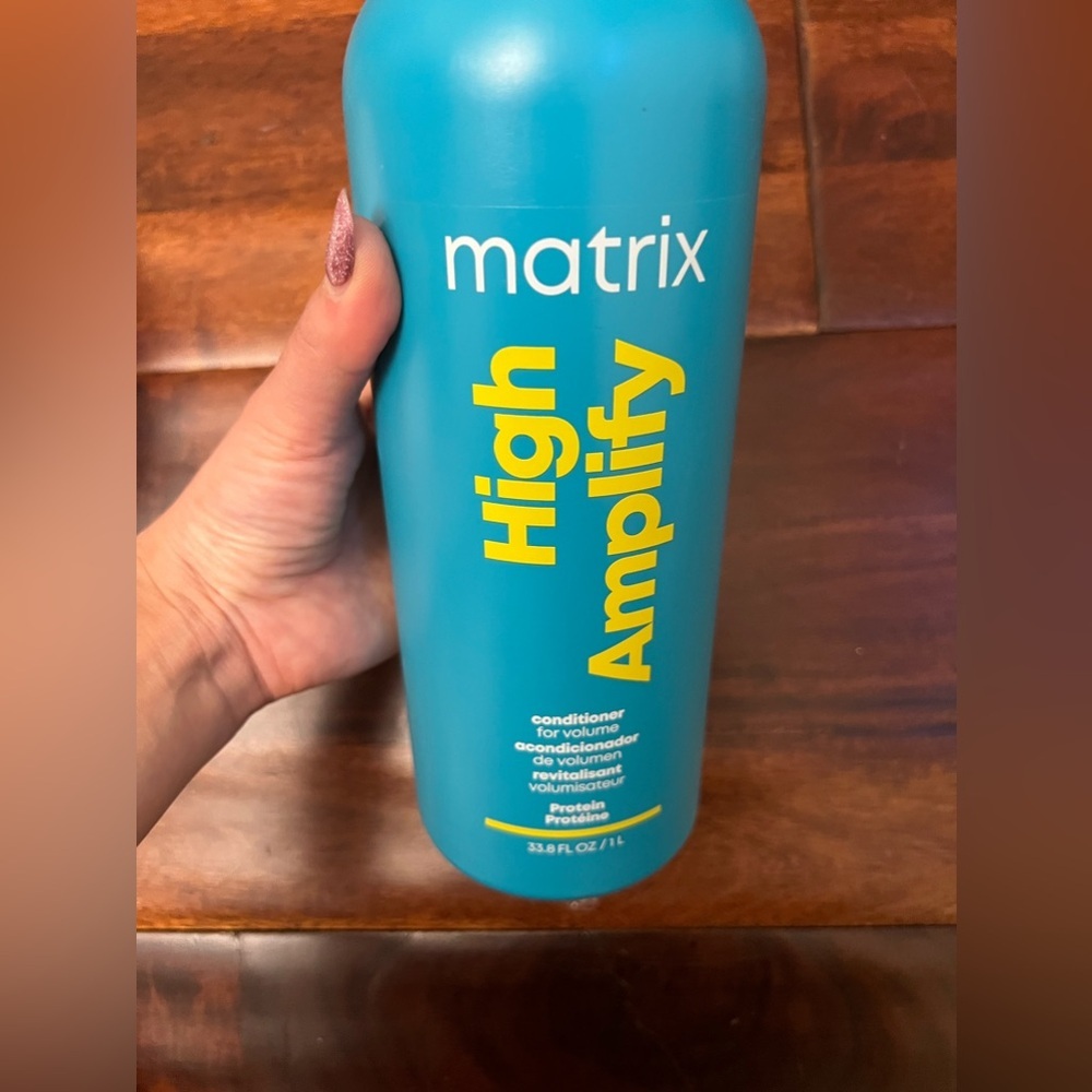 Matrix High Amplify conditioner For Volume 33.8 oz New Sealed